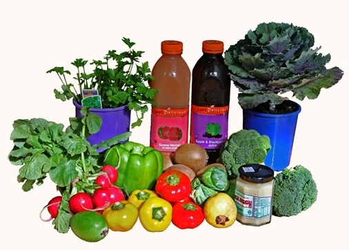  Vitamin C: 480 g of the foods (pictured above) eaten raw should provide sufficient Vitamin C to reach 400 mg a day (much more if cooked, for juice equivalent check labels). Top row: parsley, guava (juice pictured), blackcurrant (juice pictured), kale Middle Row: radish, capsicum (bell pepper in US), kiwi fruits, broccoli Bottom row: feijoa, baby capsicums, brussel sprouts, guava, horse radish Not pictured: Mustard greens, red peppers, thyme