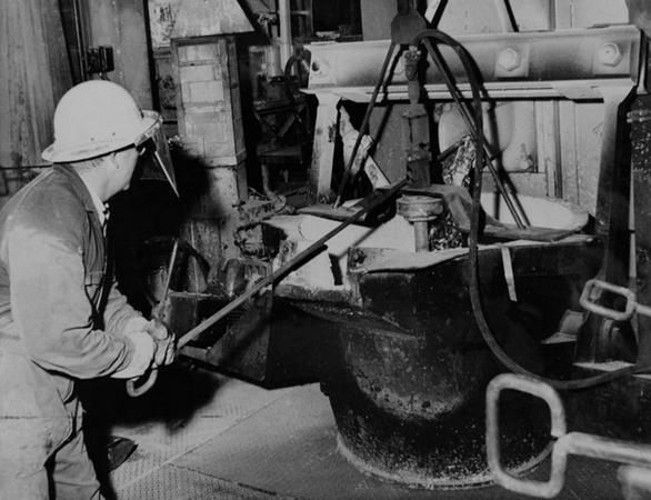 November 1986: Pasminco Smelter (Photo: Newcastle Herald)